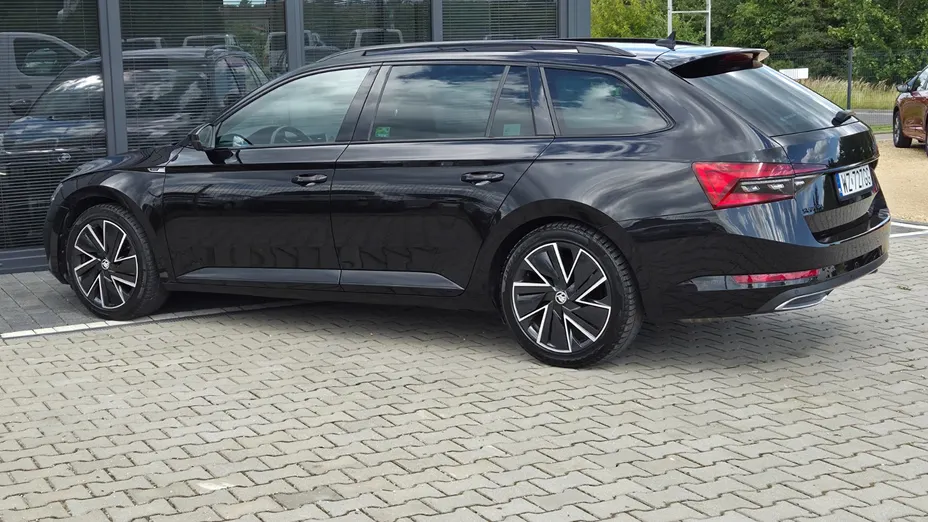 SKODA Superb Superb 2.0 TDI SCR Sportline DSG