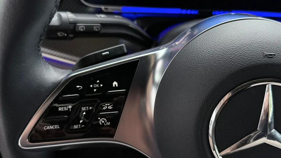 MERCEDES-BENZ V Klasa V 300 d 4-Matic 9G-Tronic Exclusive (długi)