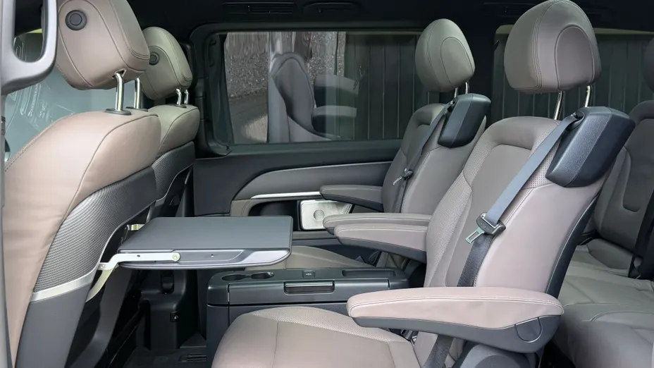 MERCEDES-BENZ V Klasa V 300 d 4-Matic 9G-Tronic Exclusive (długi)