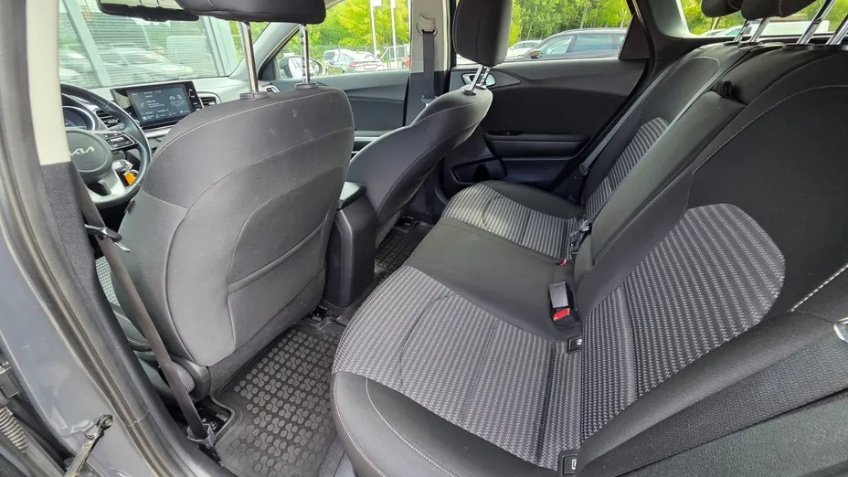 KIA Cee'd Ceed 1.5 T-GDI Business Line