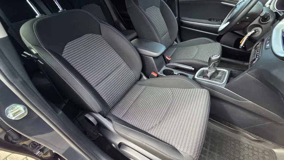 KIA Cee'd Ceed 1.5 T-GDI Business Line