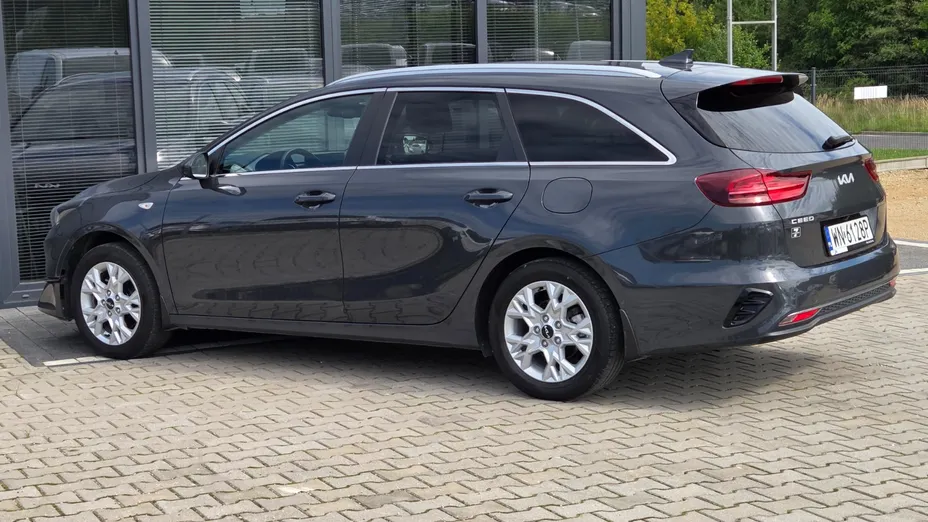 KIA Cee'd Ceed 1.5 T-GDI Business Line