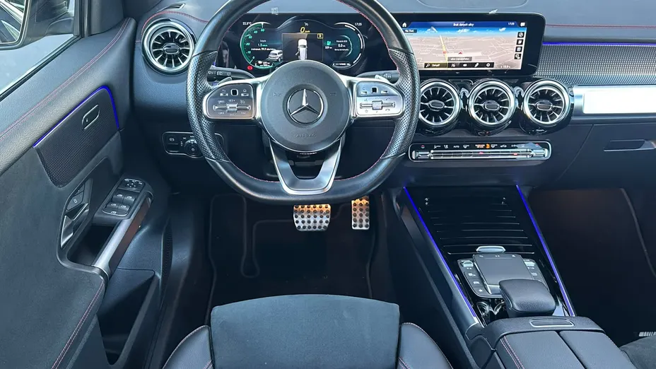 MERCEDES-BENZ EQB EQB 300 66.5kWh 4-Matic AMG