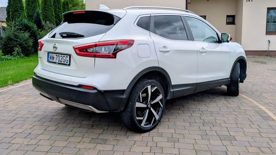 NISSAN Qashqai Qashqai 1.2 DIG-T Tekna EU6