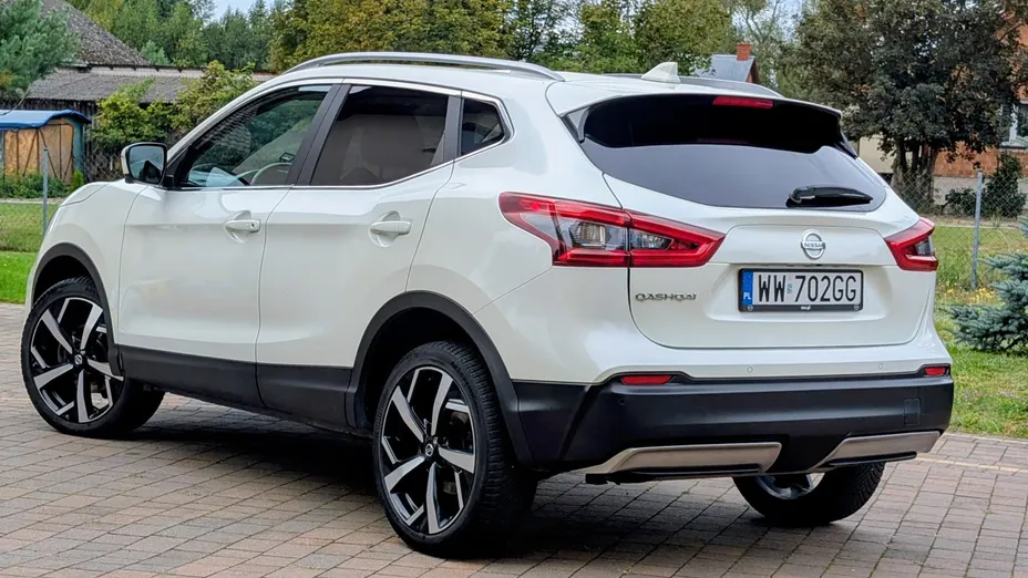 NISSAN Qashqai Qashqai 1.2 DIG-T Tekna EU6