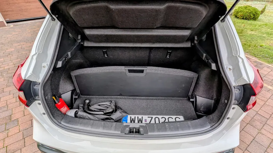 NISSAN Qashqai Qashqai 1.2 DIG-T Tekna EU6
