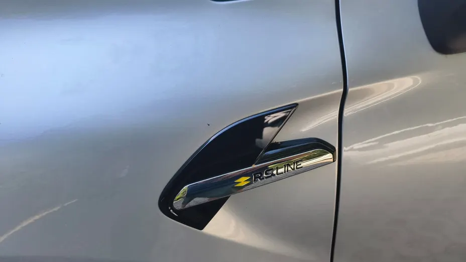 RENAULT Captur Captur 1.3 TCe mHEV R.S. Line EDC