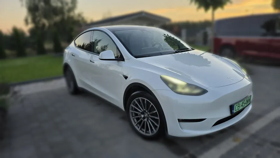 TESLA Model Y Y 79kWh Long Range AWD