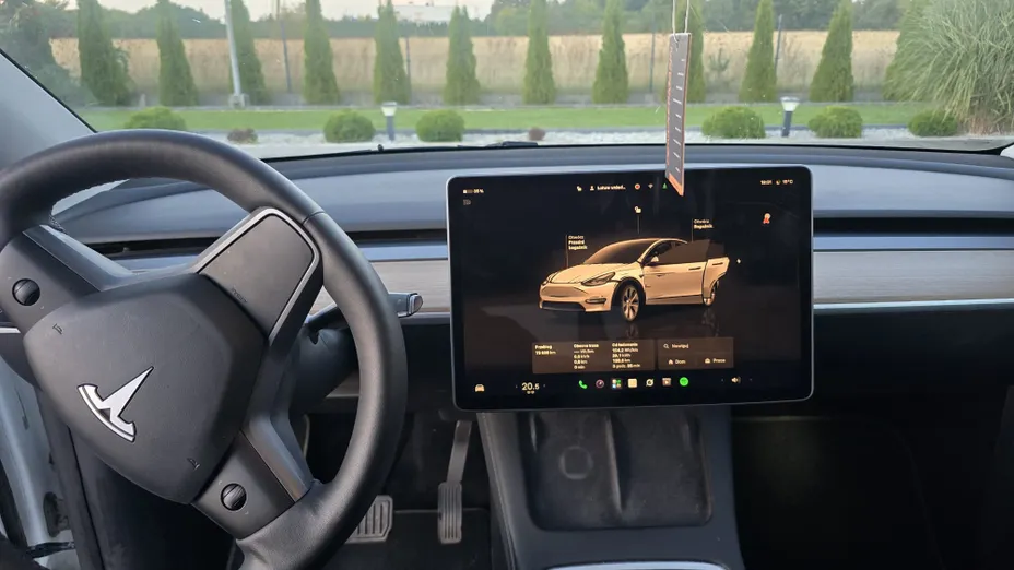 TESLA Model Y Y 79kWh Long Range AWD