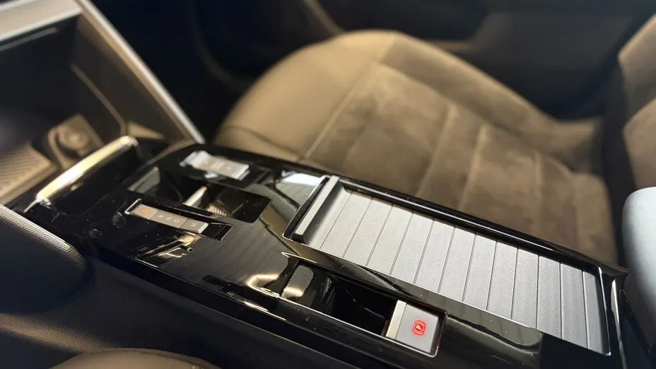CITROEN C4 C4 1.2 PureTech Shine S&S EAT8