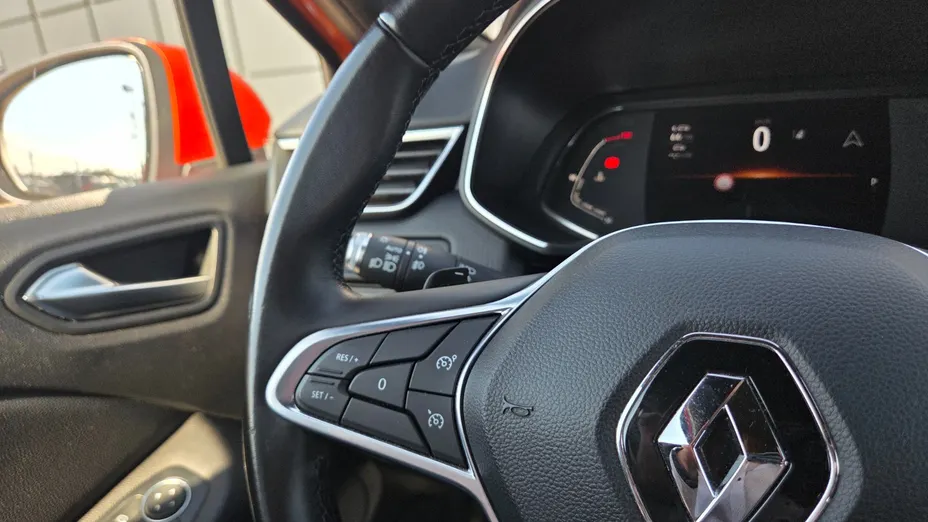 RENAULT Clio Clio 1.3 TCe Intens EDC
