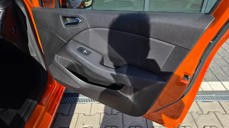 RENAULT Clio Clio 1.3 TCe Intens EDC