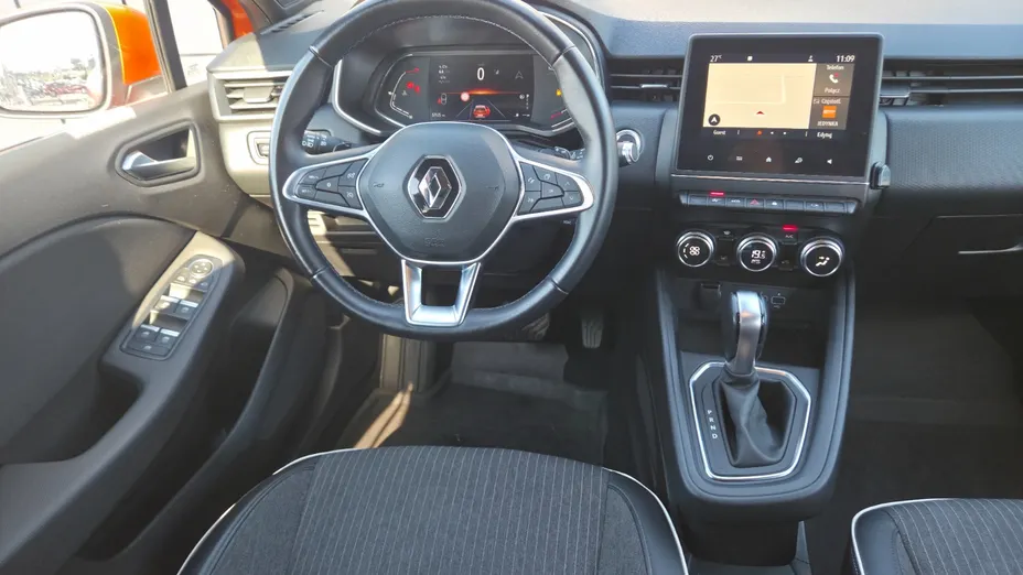 RENAULT Clio Clio 1.3 TCe Intens EDC