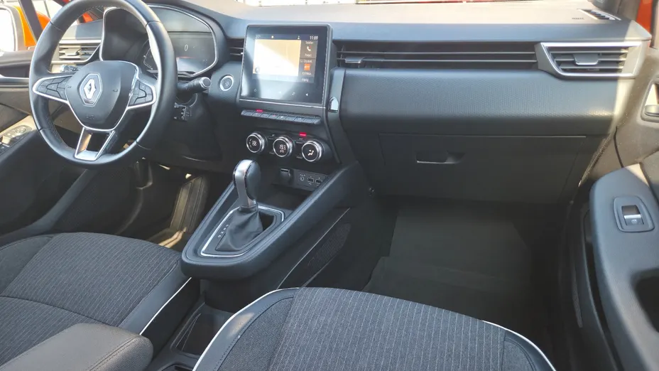 RENAULT Clio Clio 1.3 TCe Intens EDC