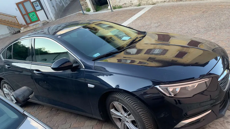 OPEL Insignia -
