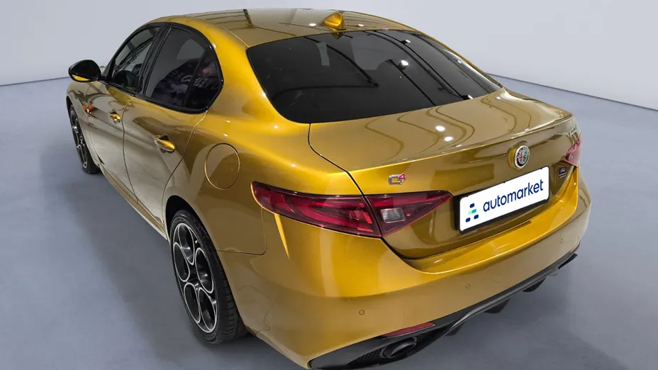 ALFA ROMEO Giulia Giulia 2.0 Turbo Competizione Q4 aut