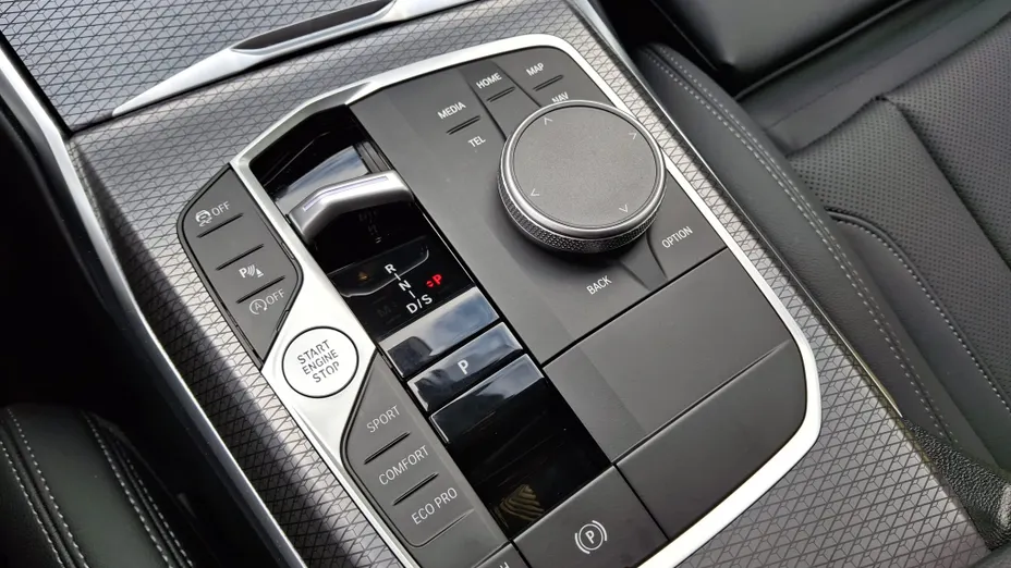 BMW Seria 3 320i M Sport sport-aut