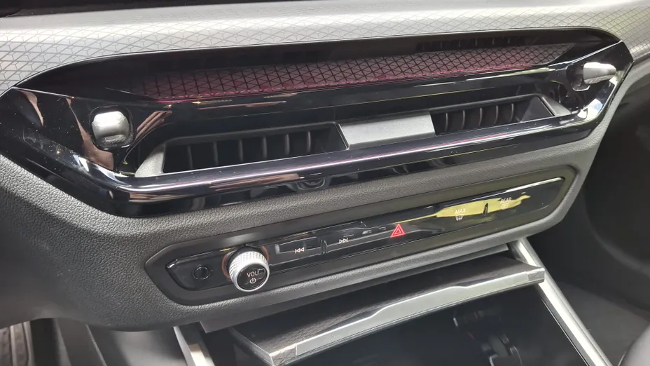 BMW Seria 3 320i M Sport sport-aut