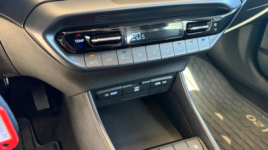 HYUNDAI i20 i20 1.0 T-GDi Smart