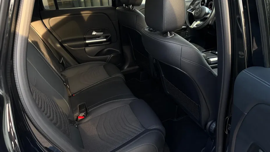MERCEDES-BENZ GLA GLA 200 mHEV Progressive 7G-DCT