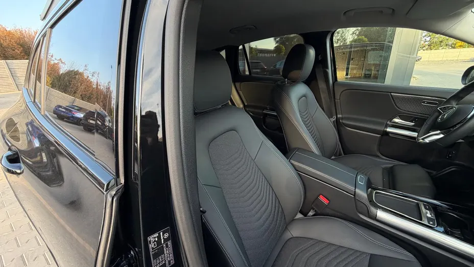 MERCEDES-BENZ GLA GLA 200 mHEV Progressive 7G-DCT