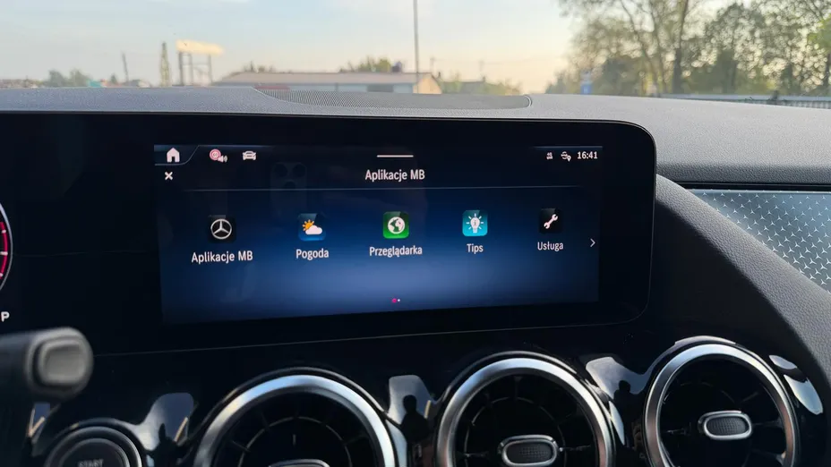 MERCEDES-BENZ GLA GLA 200 mHEV Progressive 7G-DCT