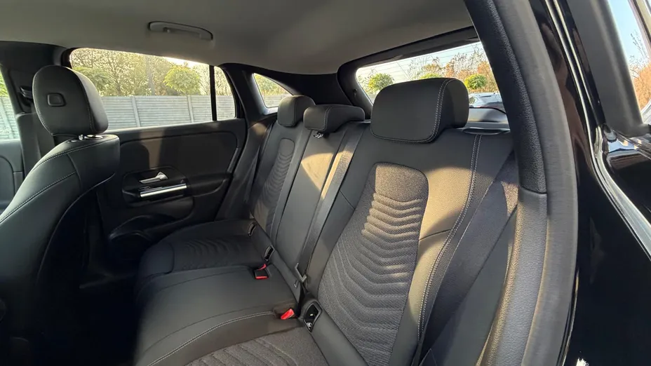 MERCEDES-BENZ GLA GLA 200 mHEV Progressive 7G-DCT