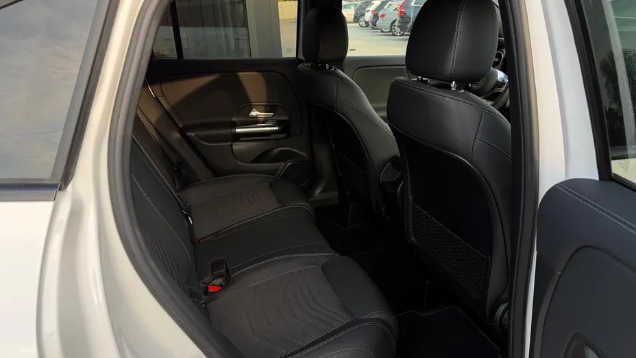 MERCEDES-BENZ GLA GLA 200 mHEV Progressive 7G-DCT