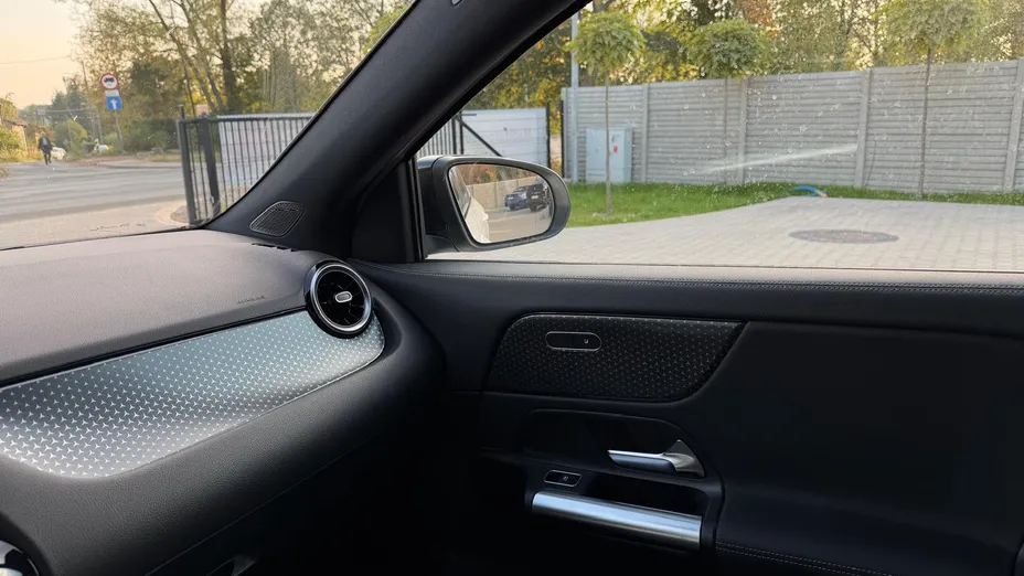 MERCEDES-BENZ GLA GLA 200 mHEV Progressive 7G-DCT