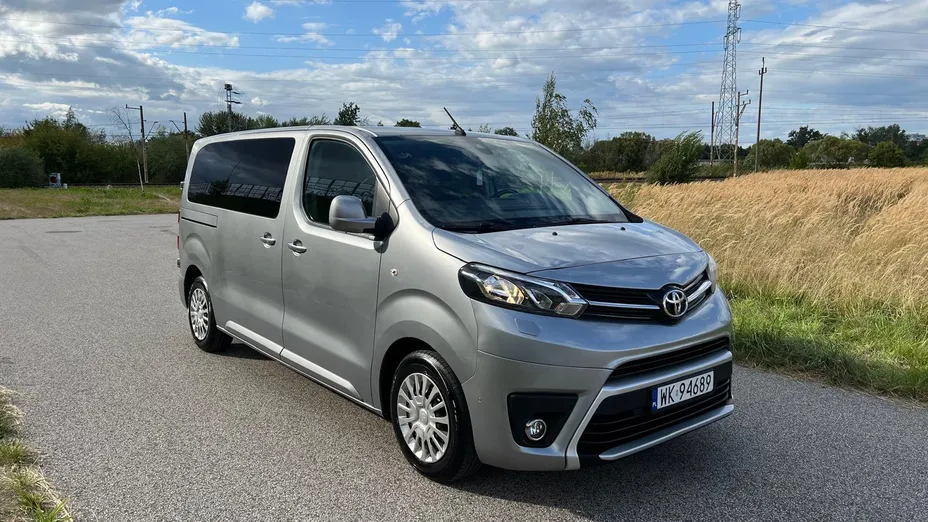 TOYOTA Proace Proace Kombi 1.5 D-4D Compact 2,6t