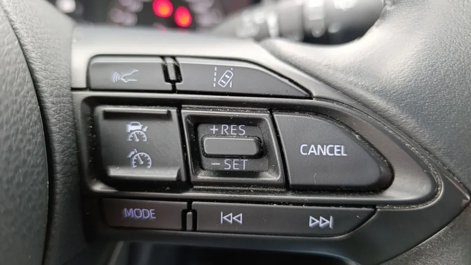 TOYOTA Yaris Yaris 1.5 Comfort