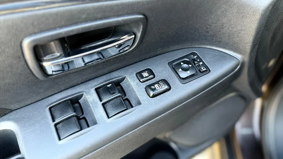 MITSUBISHI ASX ASX 2.0 Intense Plus