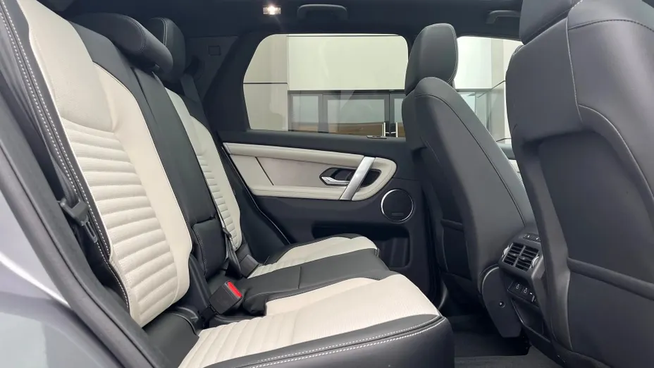 LAND ROVER Discovery Sport Discovery Sport 2.0 D200 mHEV Dynamic SE aut