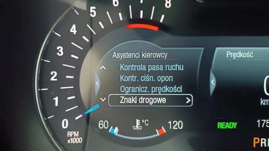 FORD S-MAX S-MAX 2.5 Hybrid Titanium CVT