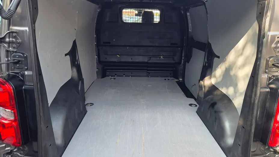 TOYOTA Proace Proace 2.0 D-4D Medium 2,7t Active