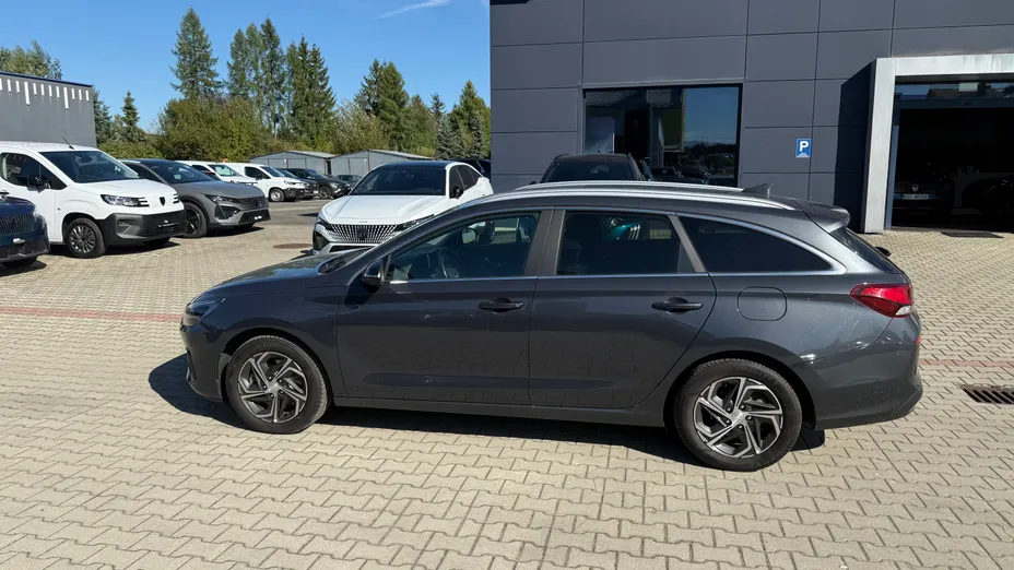 HYUNDAI i30 i30 1.0 T-GDI Smart