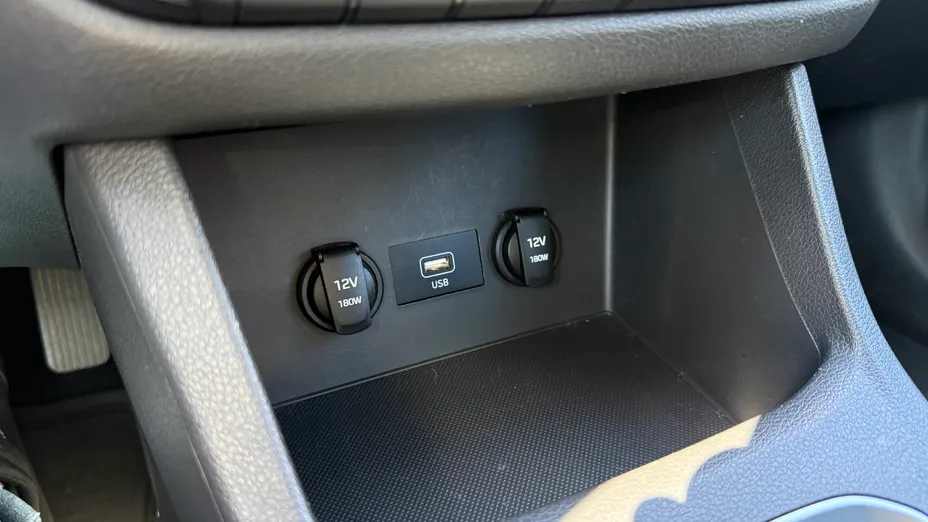 HYUNDAI i30 i30 1.5 DPI Modern