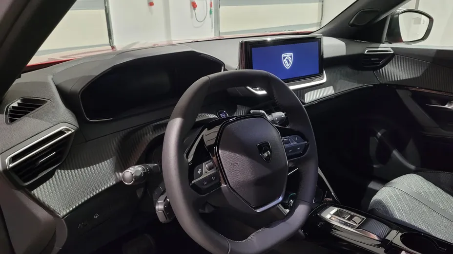 PEUGEOT 2008 2008 PureTech mHEV Allure e-DCS6 Nowy