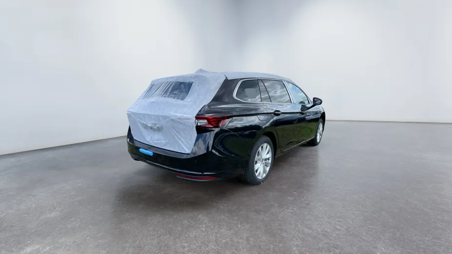 SKODA Superb Superb 1.5 TSI mHEV Edition 130 DSG Nowy