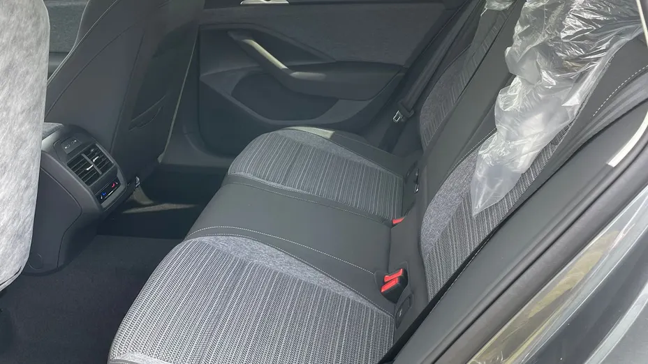 SKODA Superb Superb 2.0 TDI SCR Selection DSG Nowy