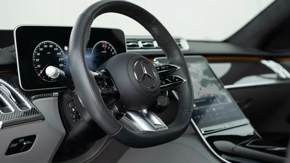 MERCEDES-BENZ S Klasa AMG S 63 E Performance PHEV L 4-Matic 9G-TRONIC
