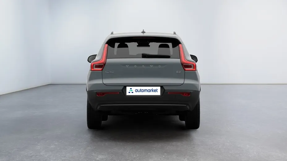 VOLVO XC40 XC40 B3 Ultra Dark aut Nowy