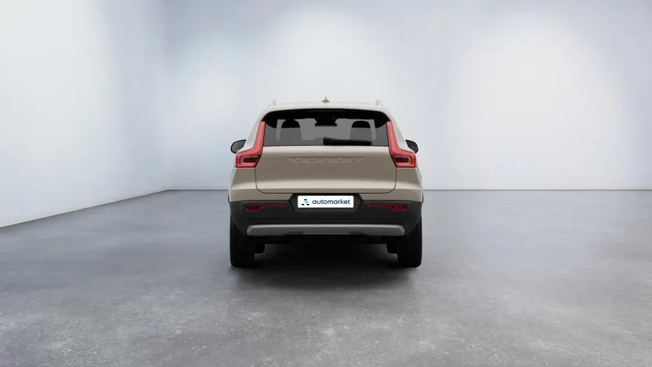 VOLVO XC40 XC40 B3 Core aut Nowy