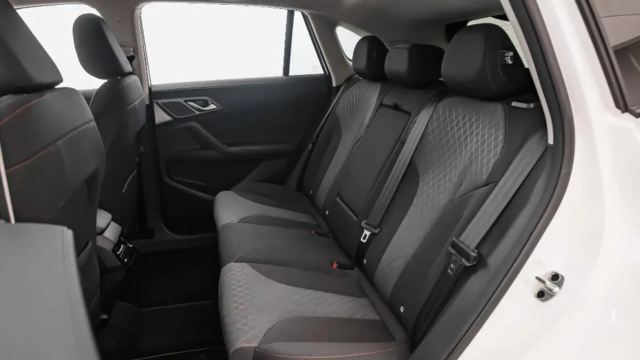 MG HS HS 1.5 T-GDI Excite DCT Nowy