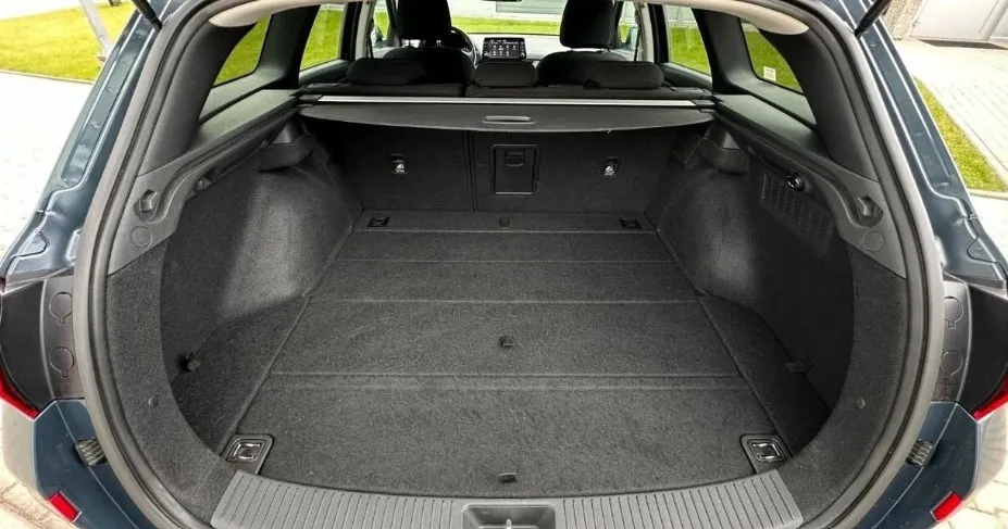 HYUNDAI i30 i30 1.0 T-GDI Smart