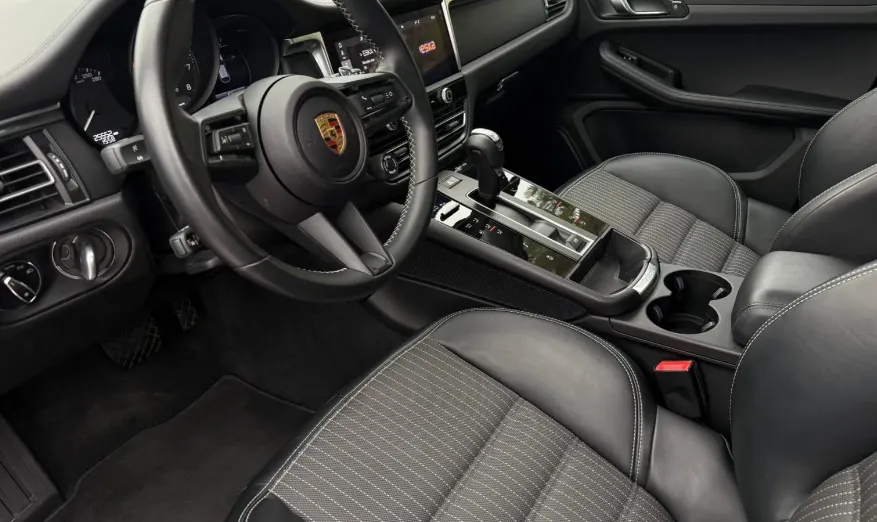 PORSCHE Macan Macan T