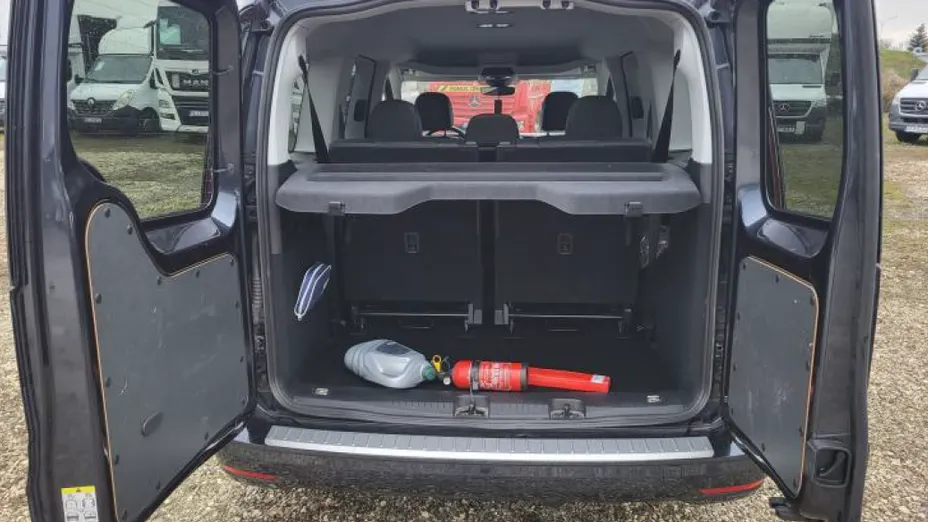 VOLKSWAGEN Caddy osobowy Caddy Maxi 2.0 TDI Style DSG