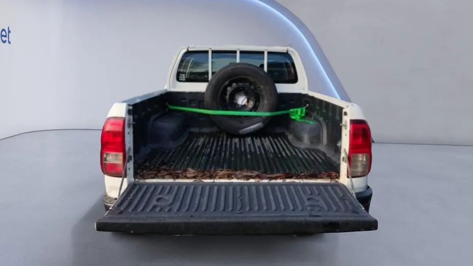 TOYOTA HiLux Hilux 2.4 D-4D Double Cab DLX 4x4