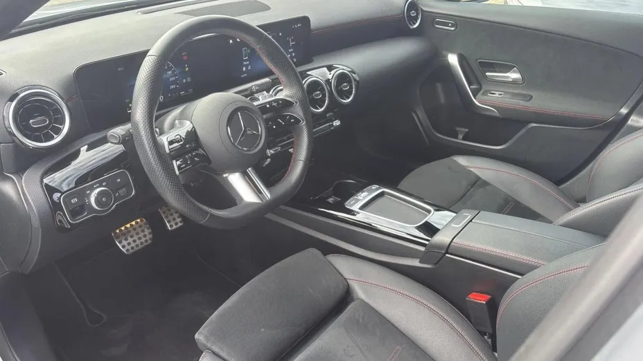 MERCEDES-BENZ A Klasa A 200 AMG Line 7G-DCT