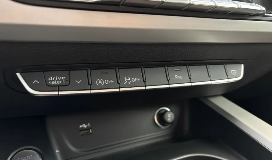 AUDI A4 A4 40 TFSI mHEV S Line S tronic